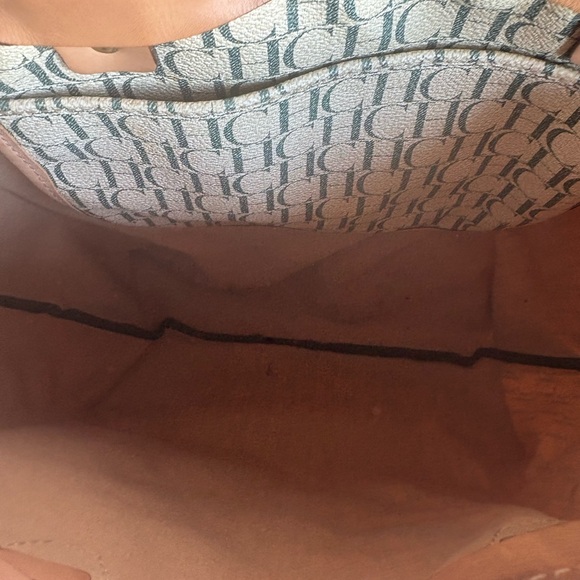 Carolina Herrera Logo Patterned Beige and Brown Tote Bag - Picture 3 of 3